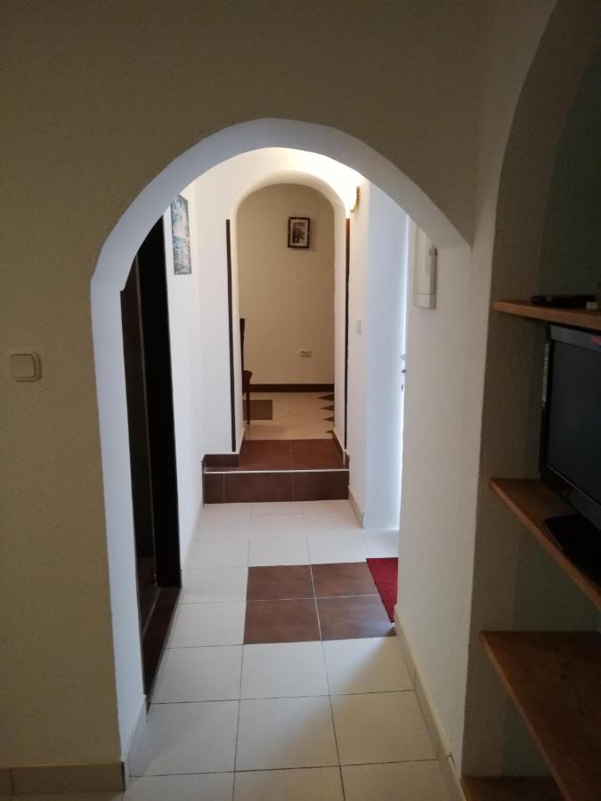 Apartman Cvita 트콘 외부 사진
